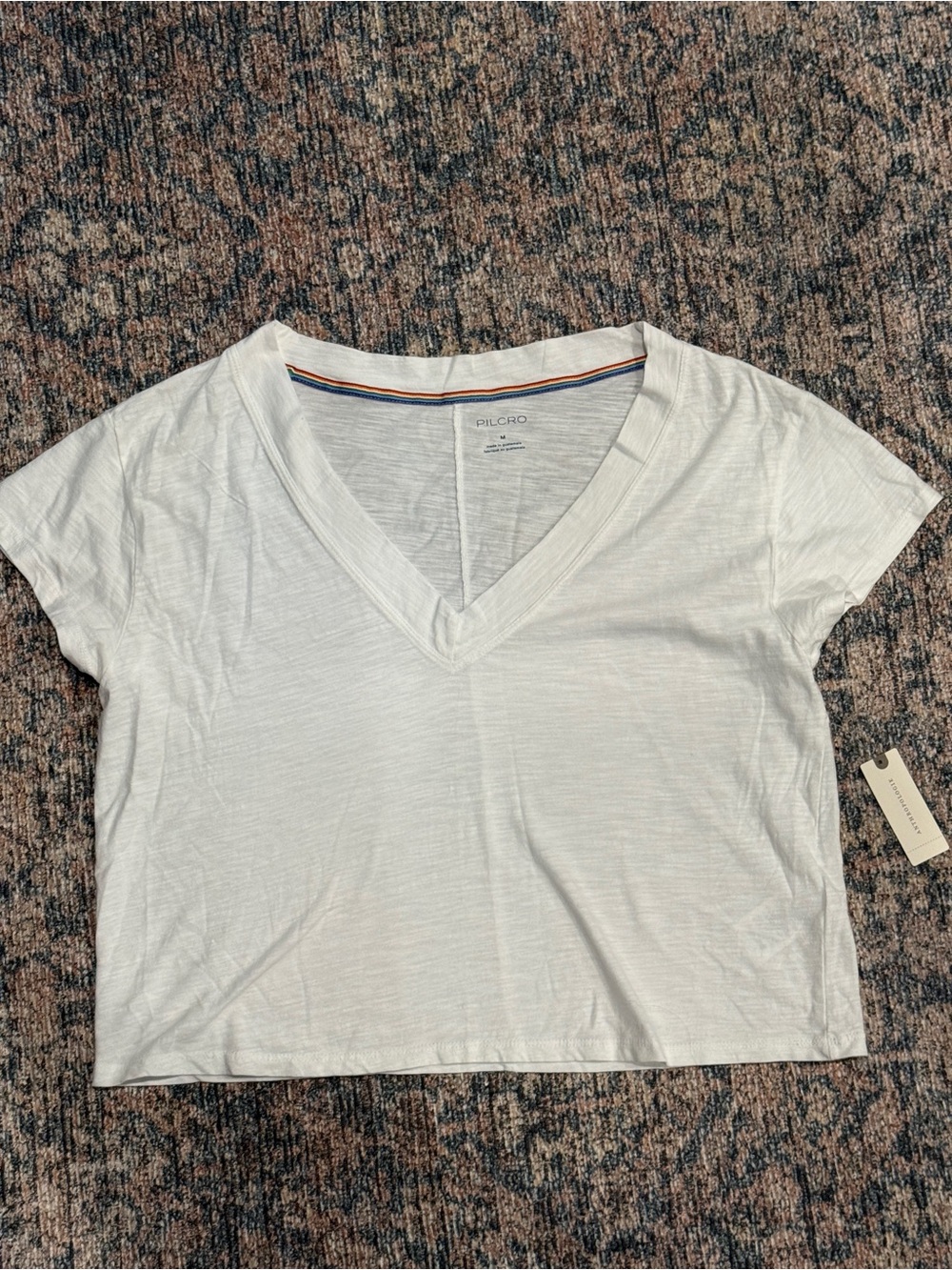 Pilcro White V-Neck Short Sleeve Tee